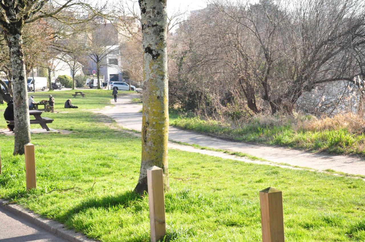 Ferienwohnung Grand Et Lumineux T2 A 2 Pas De La Riviere Erdre Et Proche Du Centre Nantes Exterior foto
